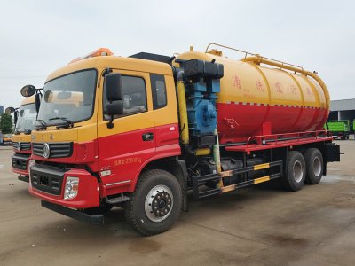 東風(fēng)錦程18立方清洗吸污車(chē)[帶副發(fā)動(dòng)機(jī)]